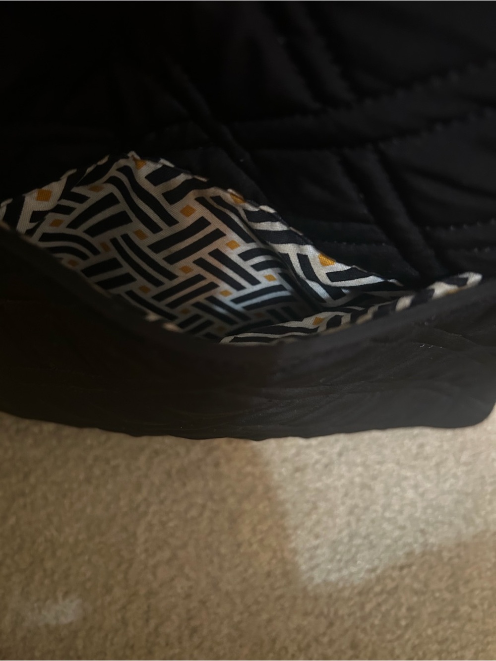 Vera Bradley Black Quilted Tote and Matching Wallet - Picture 2 of 10